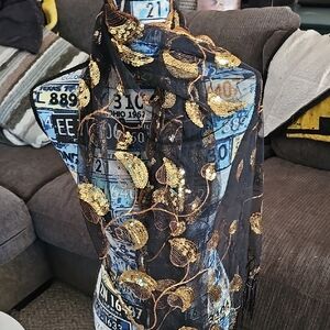 Elegant Black and Gold Scarf